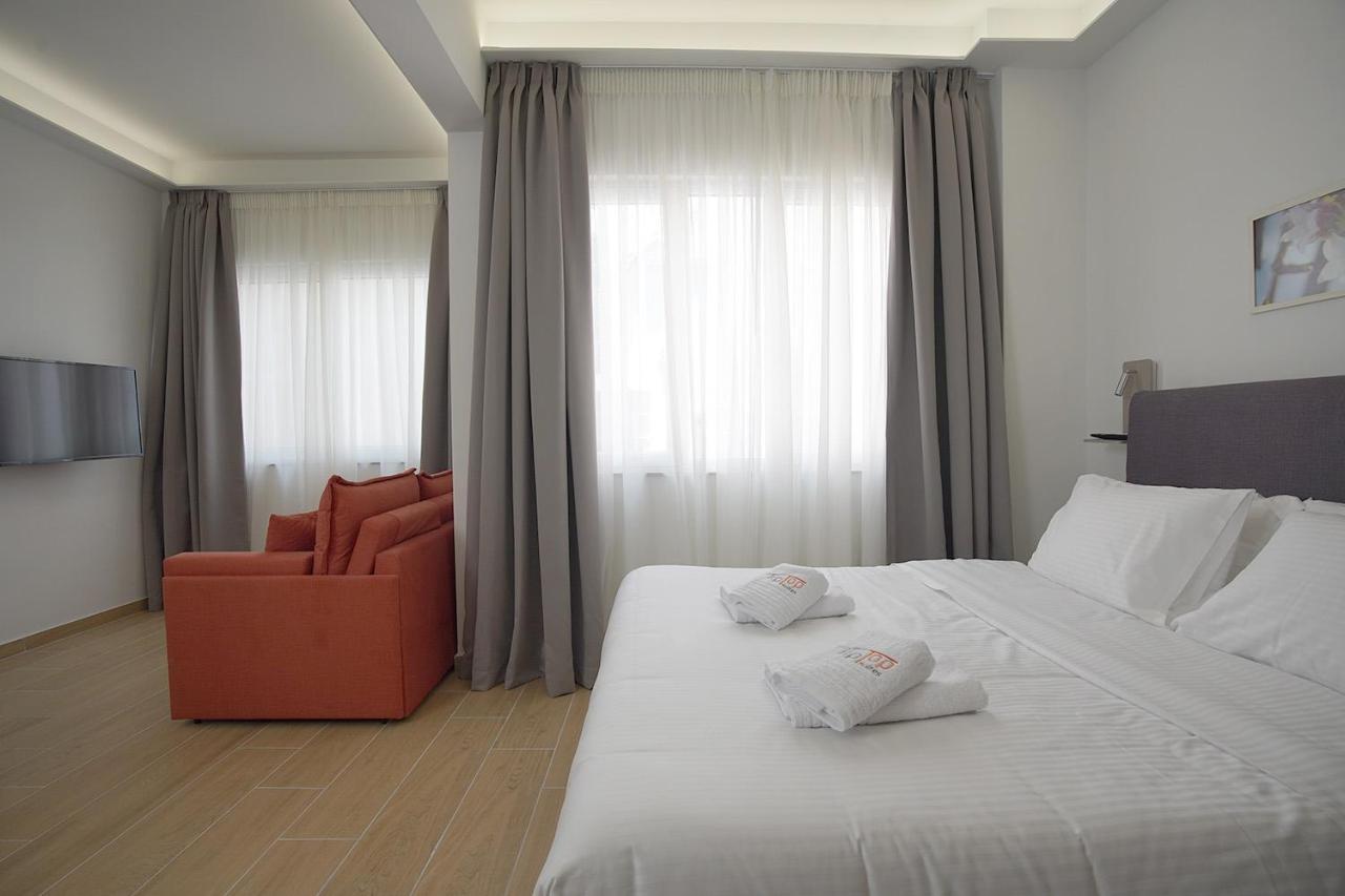Tip - Top Suites Athene Buitenkant foto