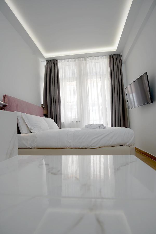 Tip - Top Suites Athene Buitenkant foto